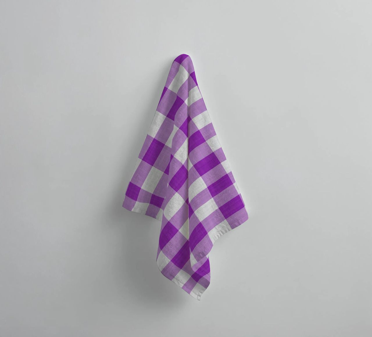Gingham in viola chiaro grande asciugamano da bagno da Happy Littles