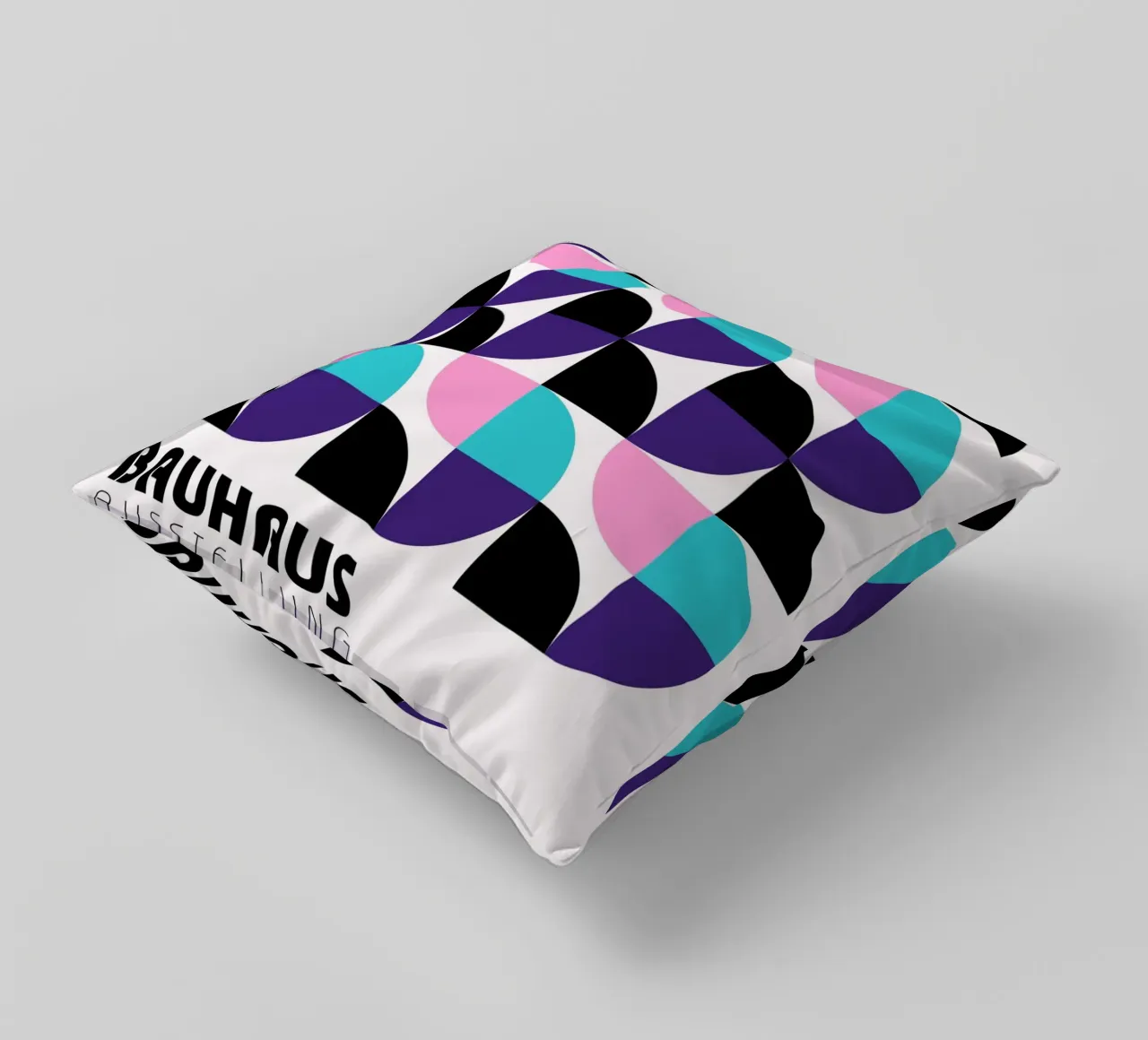 Bauhaus Geometric Grid - Modern Abstract Pop Art Print coussin de NorwesClub