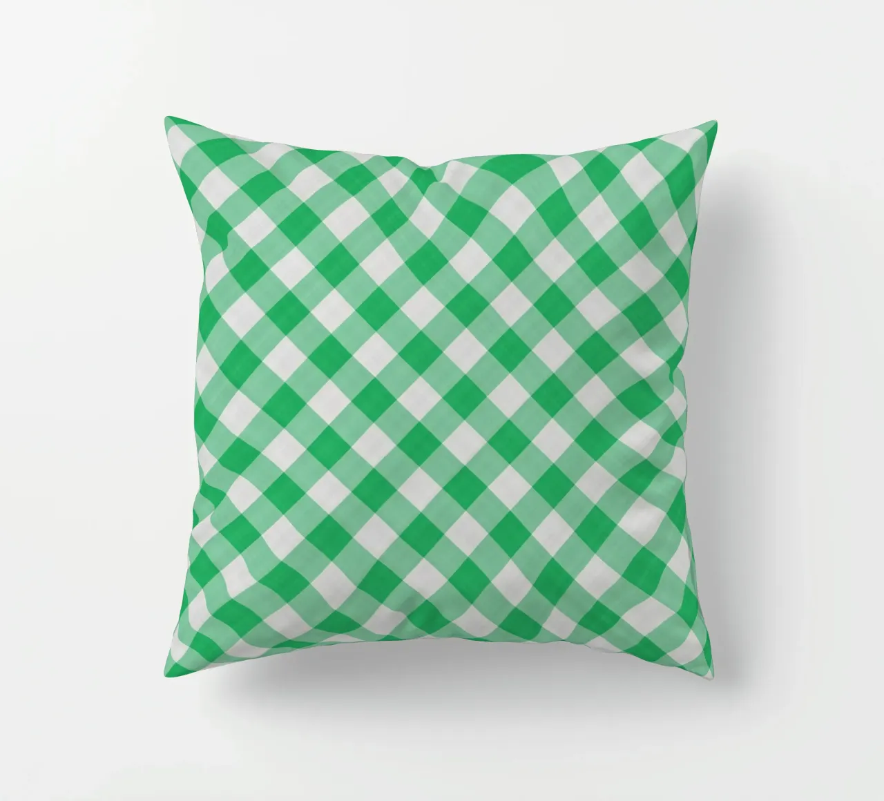 Gingham in verde foglia cuscino da Happy Littles
