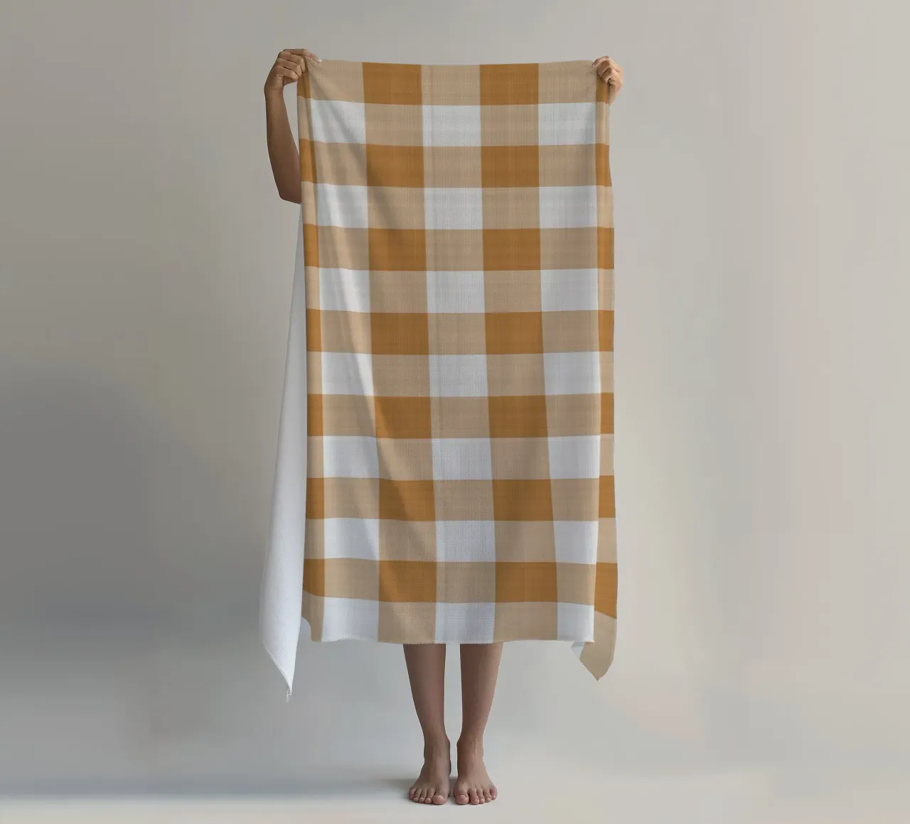 Gingham in arancione grande telo mare da Happy Littles