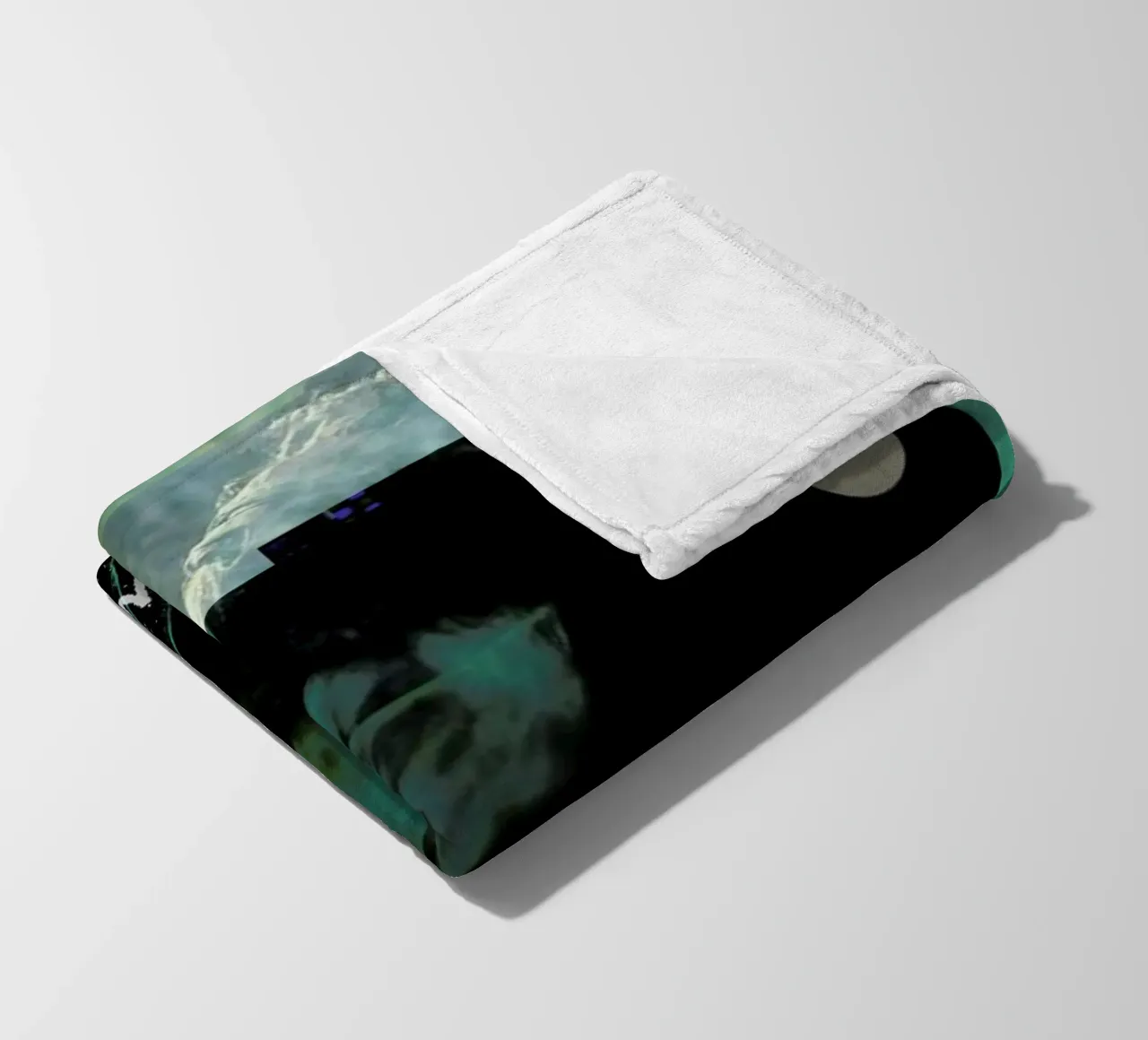 Glitch - Anything and Everything coperta in pile da Ash Nico