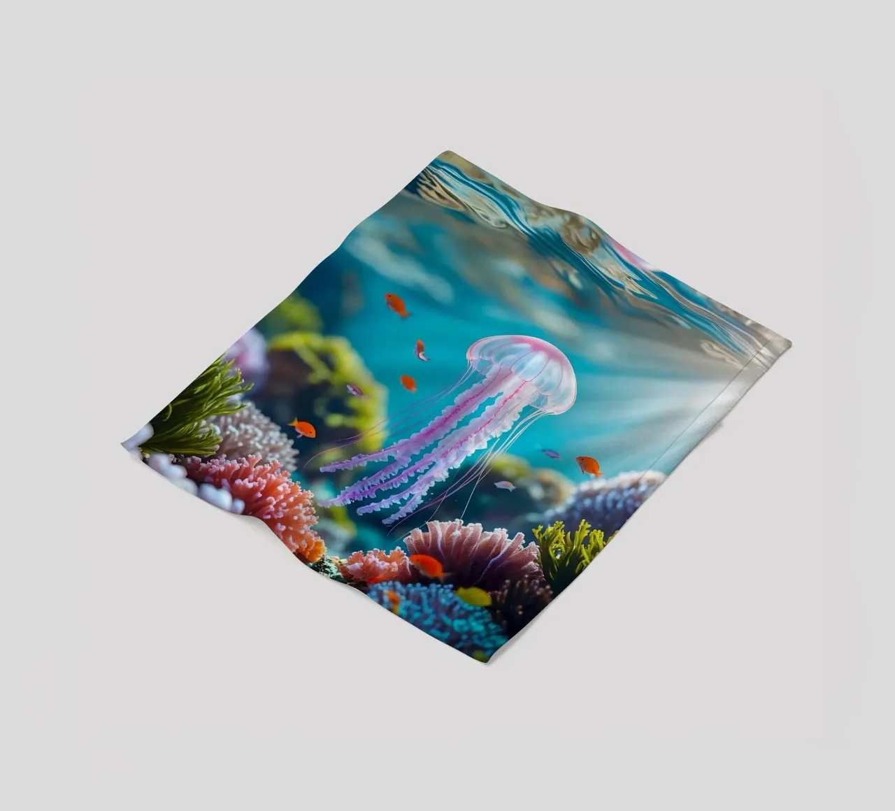 🪸🪼 Kwal | Tra luce e riflessione coperta in pile da Trinkets NL Design Studio