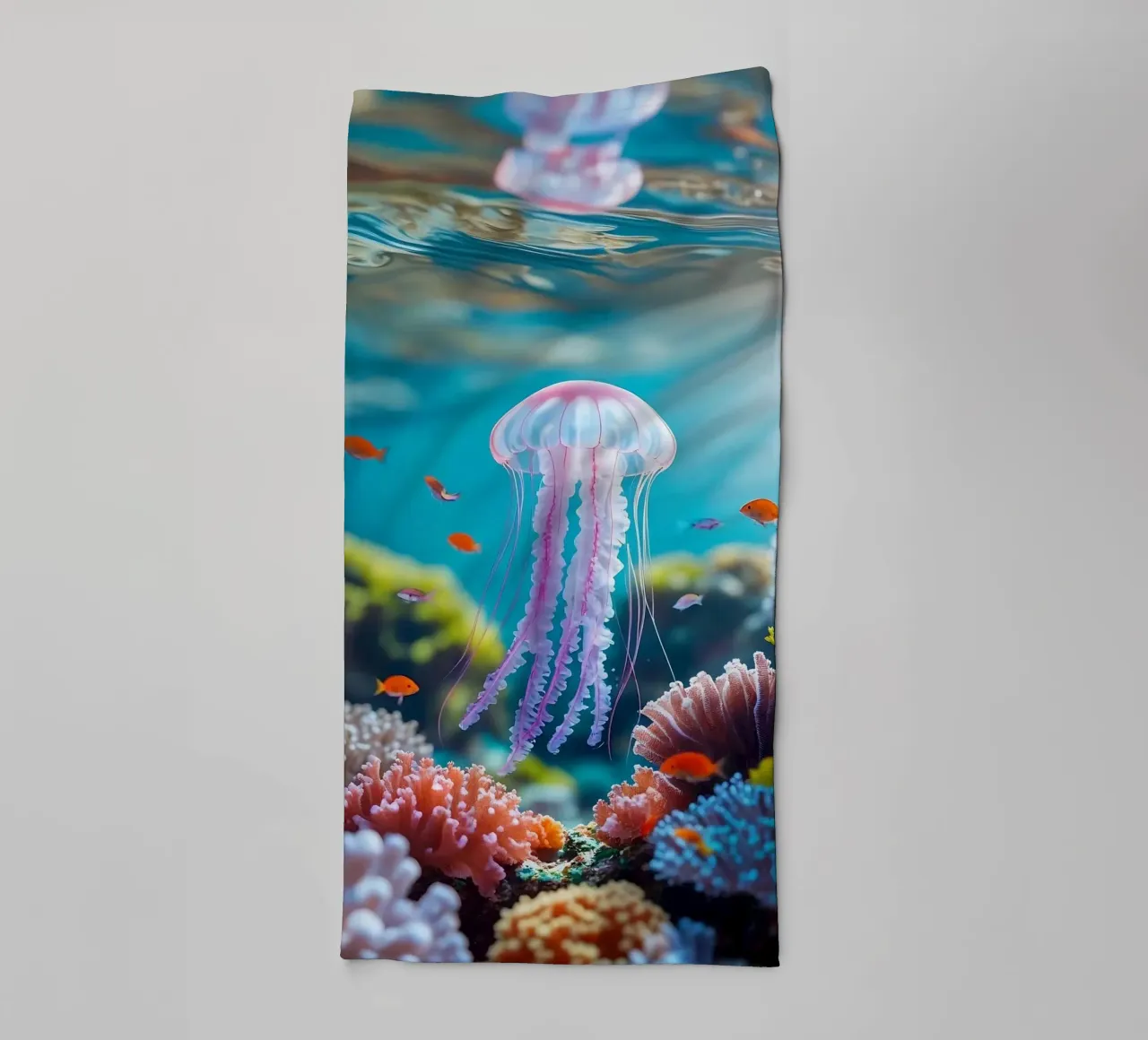 🪸🪼 Kwal | Between Light and Reflection towel by Trinkets NL Design Studio