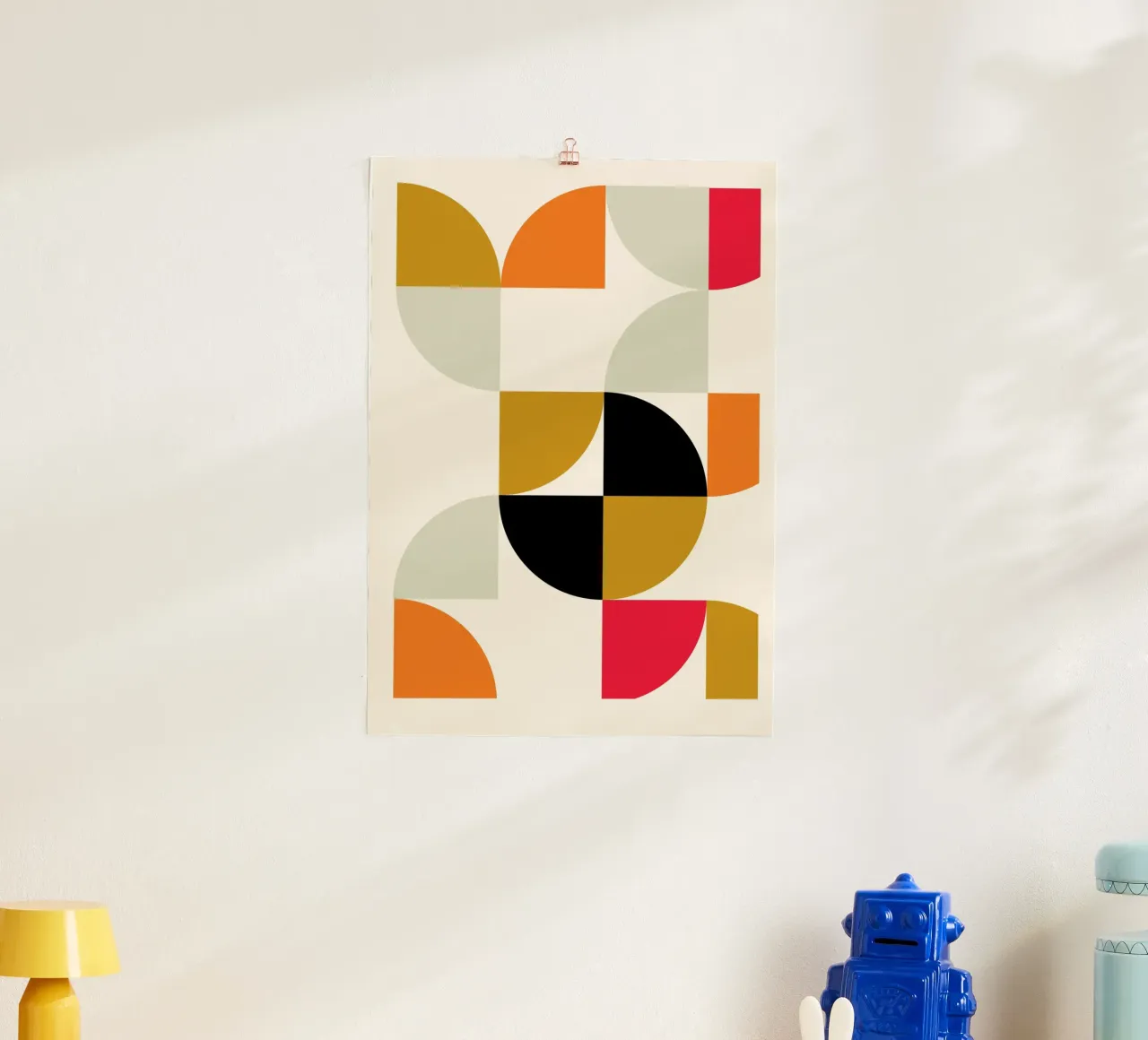 Curve Bauhaus: Geometrico astratto, moderno tendenza metà secolo poster con telaio in legno da NorwesClub