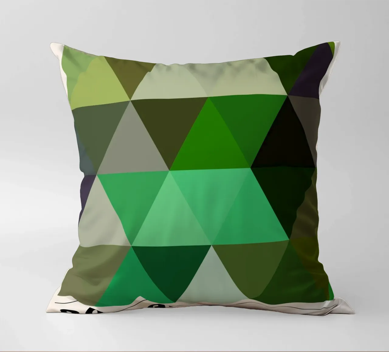 Bauhaus Evergreen: Triangoli geometrici, tendenza verde e terra cuscino da NorwesClub