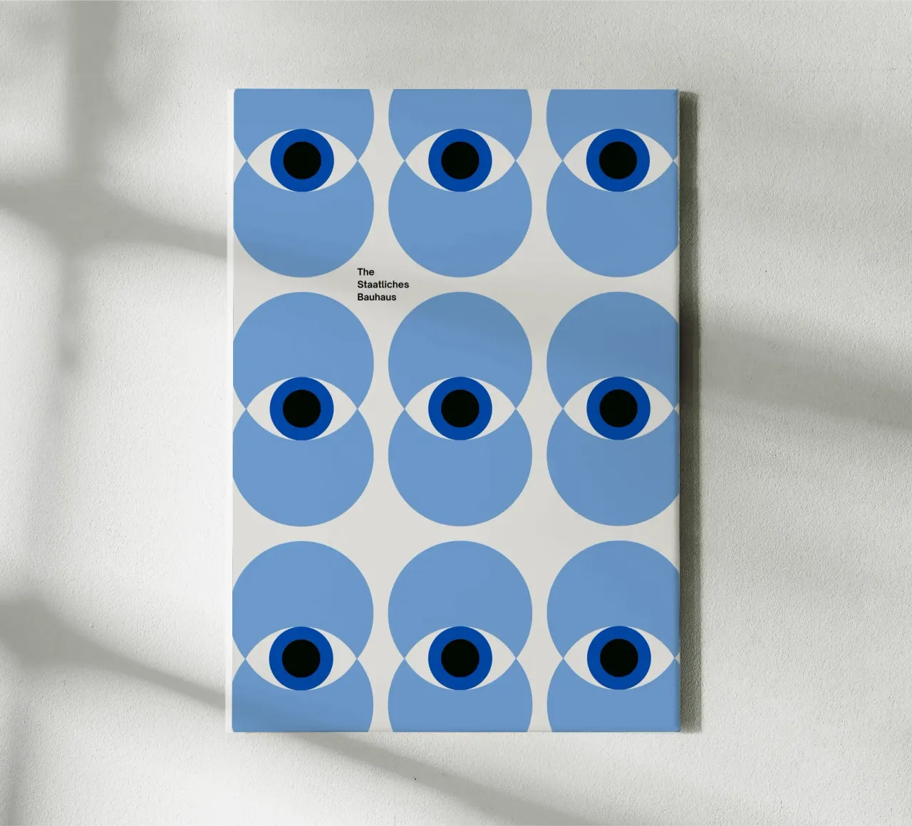 Bauhaus Oogpatroon: Geometrisch Abstract, Blauw Modernisme Tren canvas met Baklijst van NorwesClub