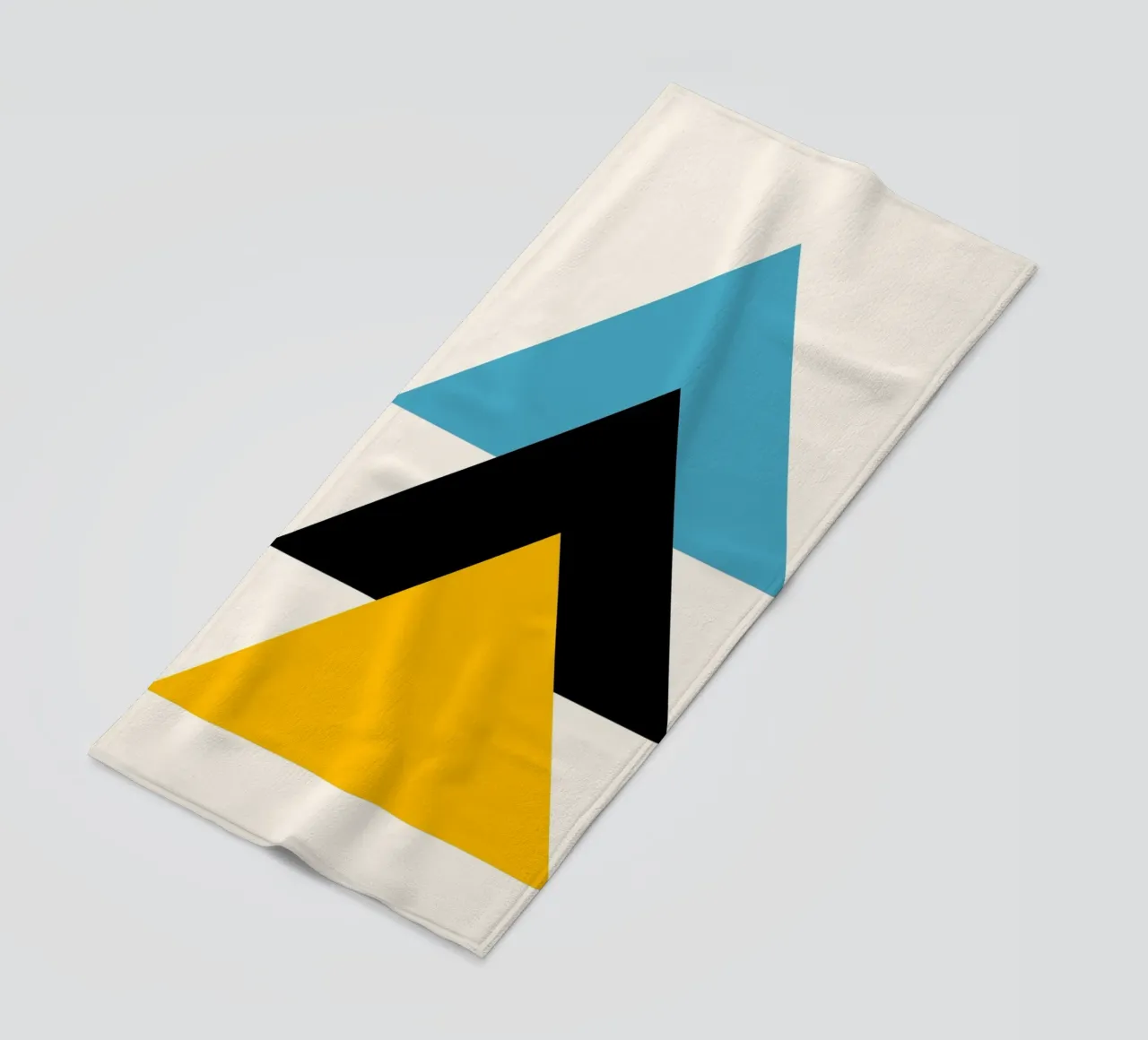 Ascension minimaliste : Triangles géométriques, Bleu Noir Jaune Ar serviette de plage de NorwesClub