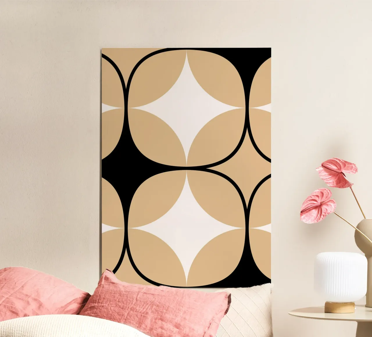 Op Art Cirkels: Geometrisch Abstract, Beige Zwart & Wit Tren poster met houten frame van NorwesClub