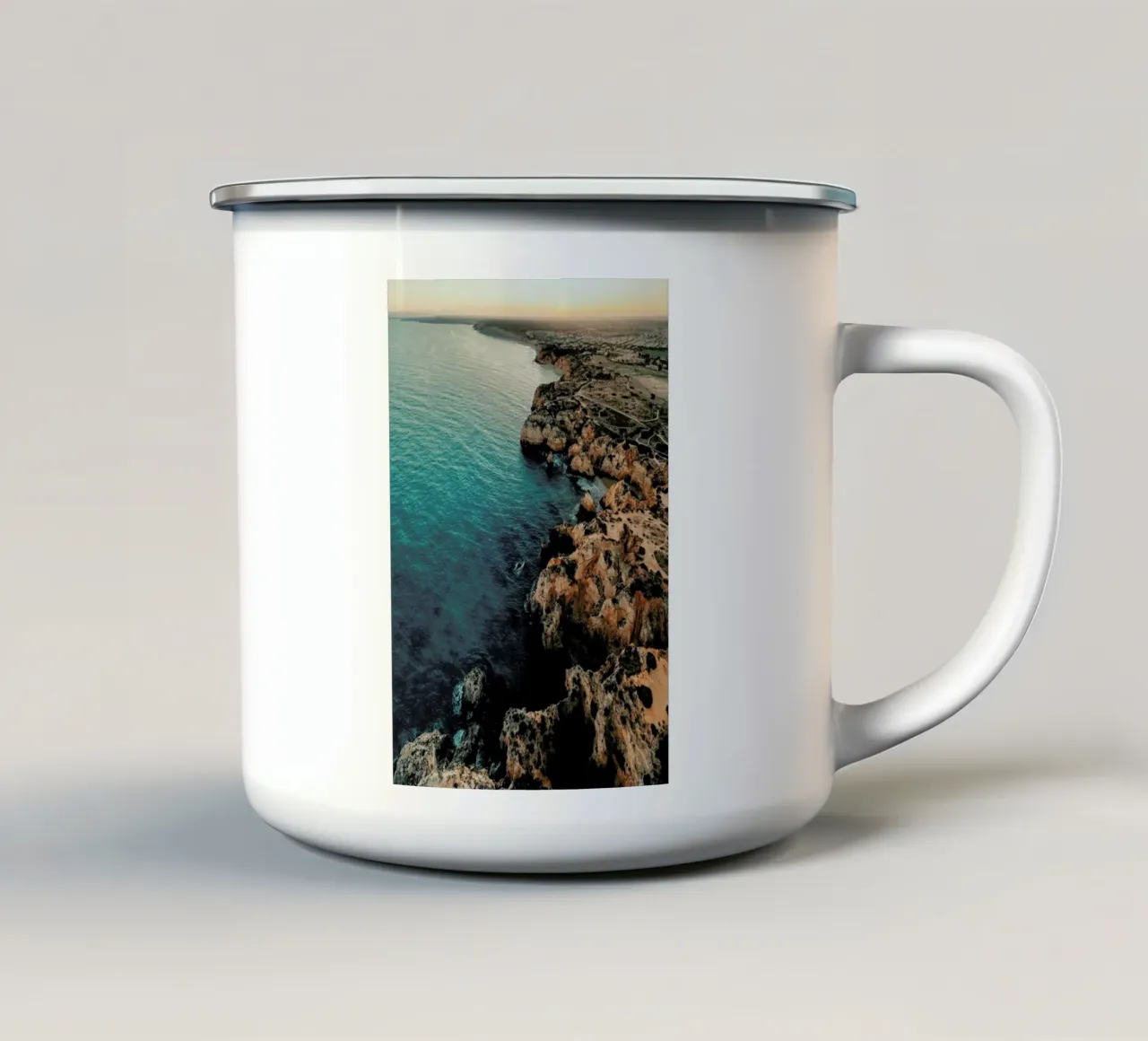 Sundown Mood 2 tazza in smalto da Sebastian Hilgetag