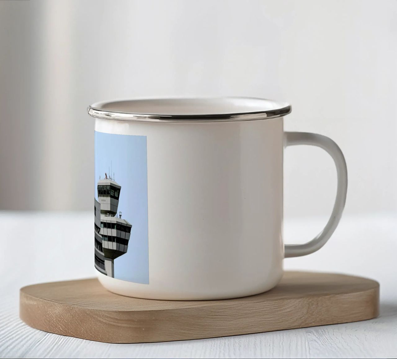 Tegel 2 tazza in smalto da Marc Schulthess