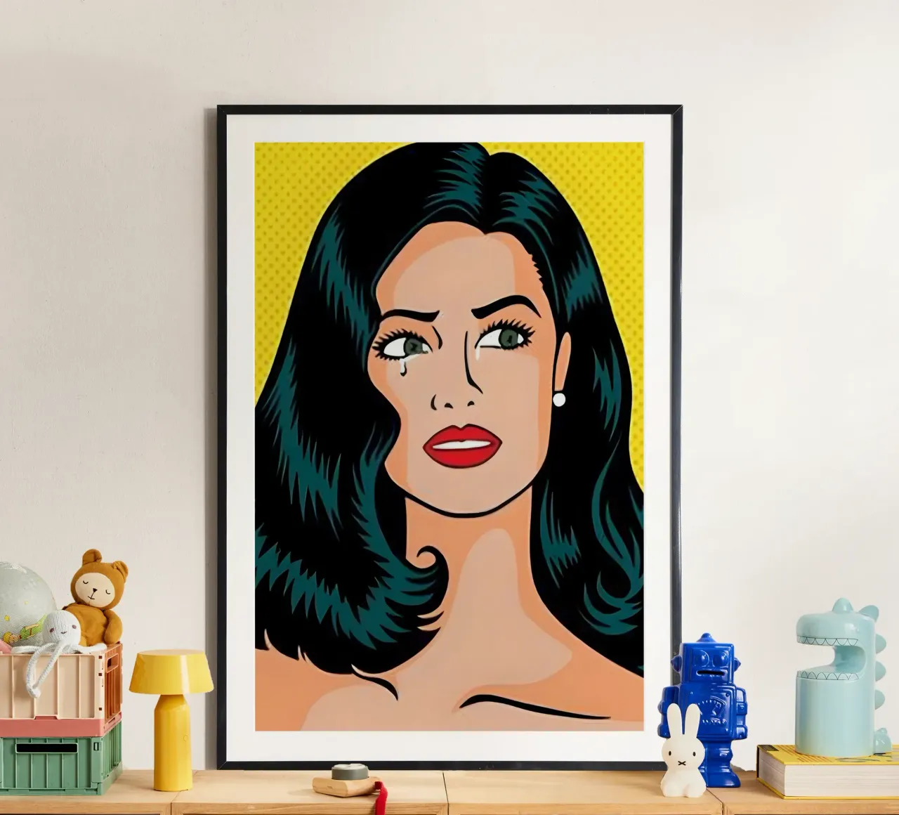 Larmes Pop Art : Impression d'une femme en pleurs inspirée par Roy Lichtenstein poster avec cadre en plastique de NorwesClub