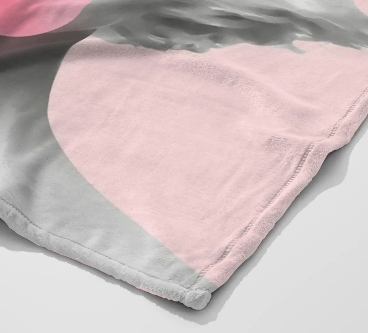 Marilyn Pop: Bubblegum Chic, Ritratto Iconico e Glamour Retrò coperta in pile da NorwesClub