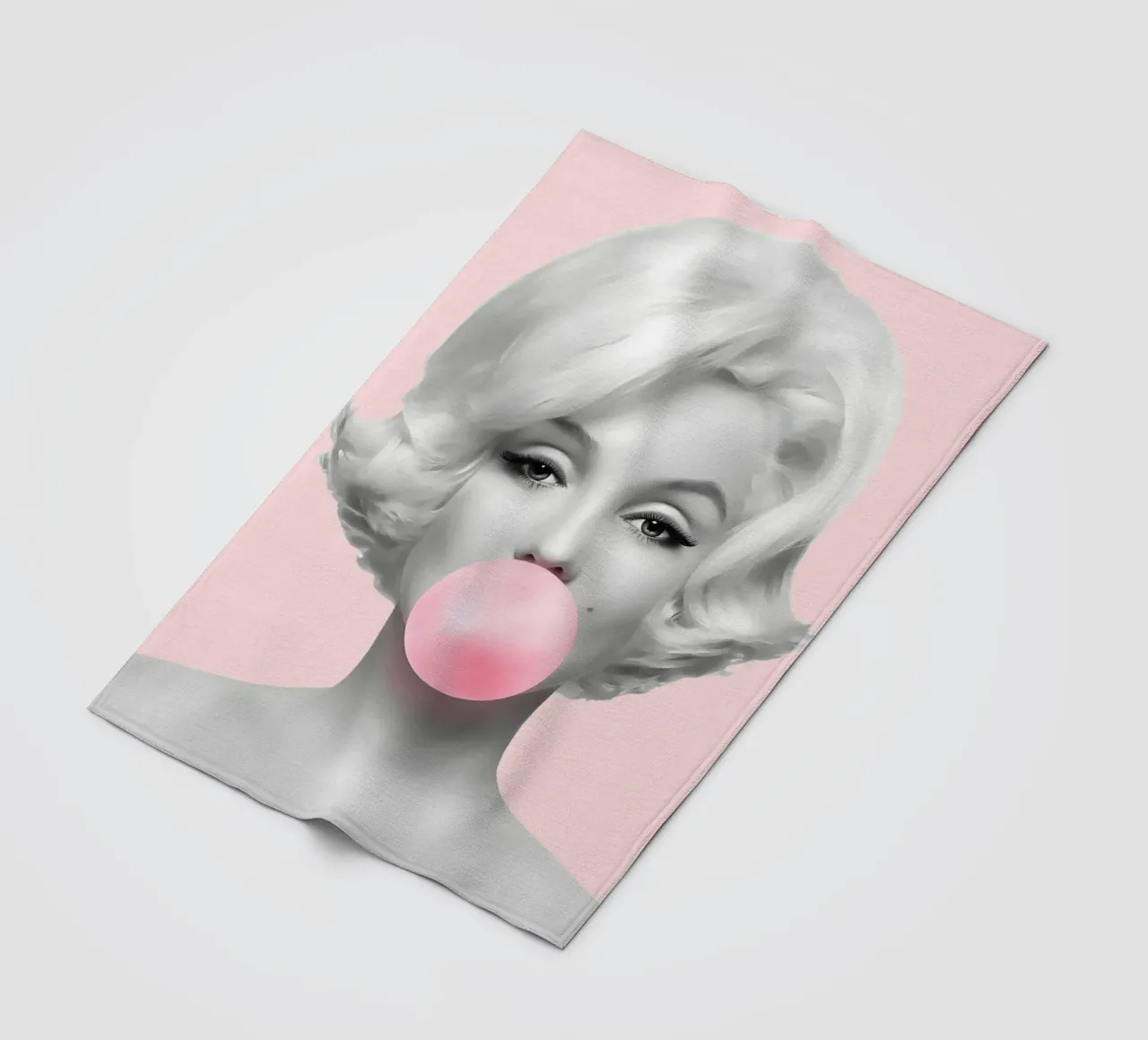 Marilyn Pop: Bubblegum Chic, Ritratto Iconico e Glamour Retrò coperta in pile da NorwesClub