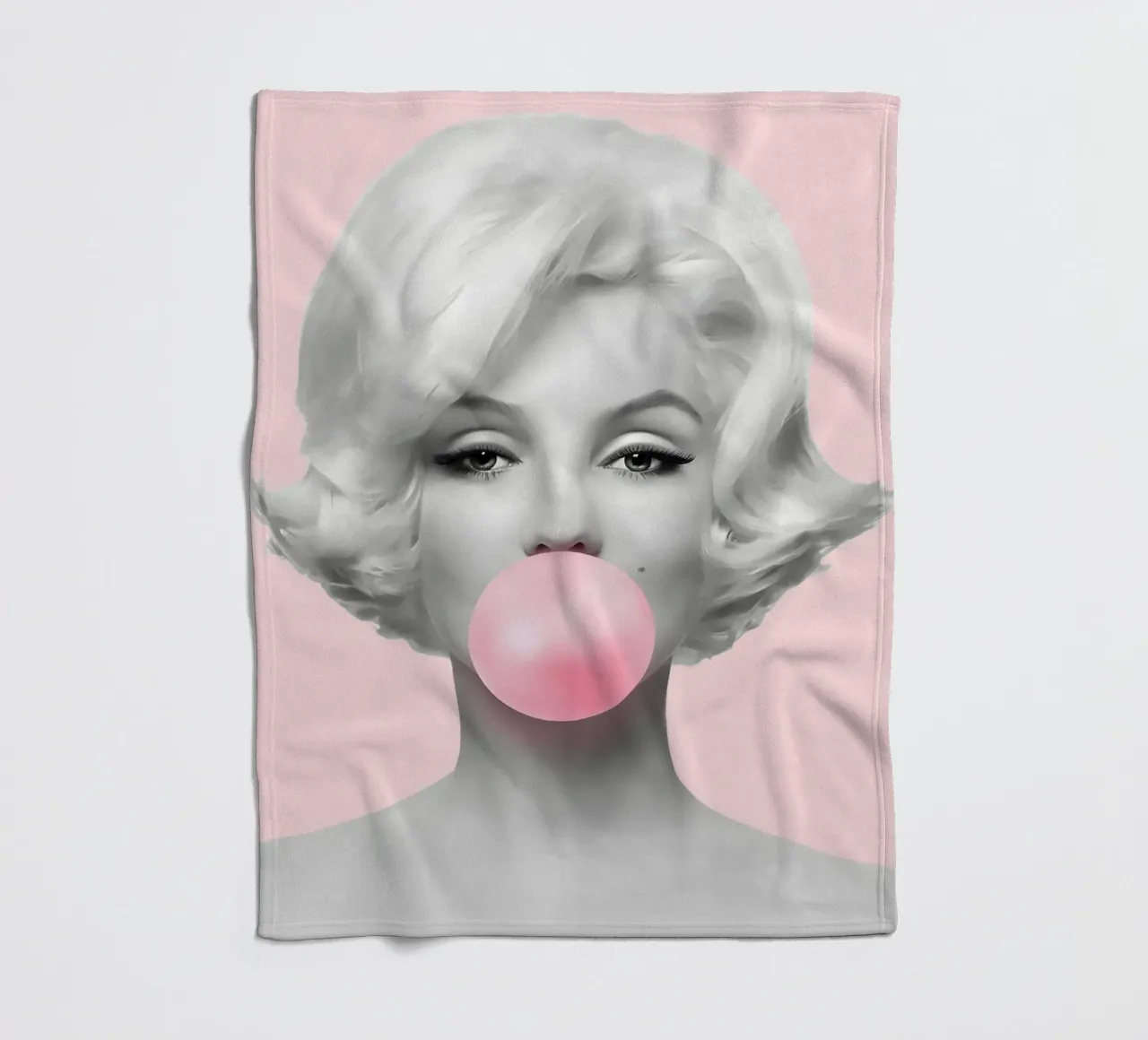 Marilyn Pop: Bubblegum Chic, Ritratto Iconico e Glamour Retrò coperta in pile da NorwesClub