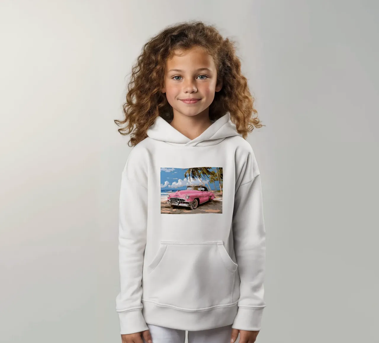 Sogno cubano: Auto rosa retrò, spiaggia e palme Stampa d'arte felpa bambino con cappuccio da NorwesClub