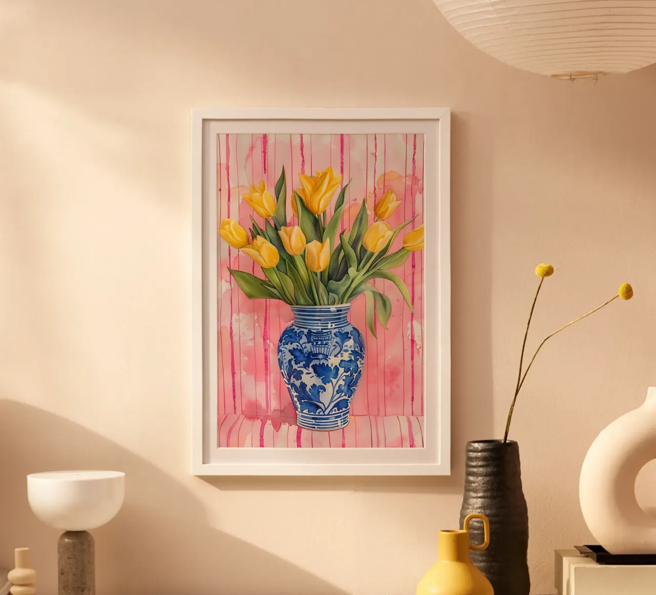 Tulipani gialli: Natura morta floreale classica, arte rosa e blu poster con telaio in alluminio da NorwesClub