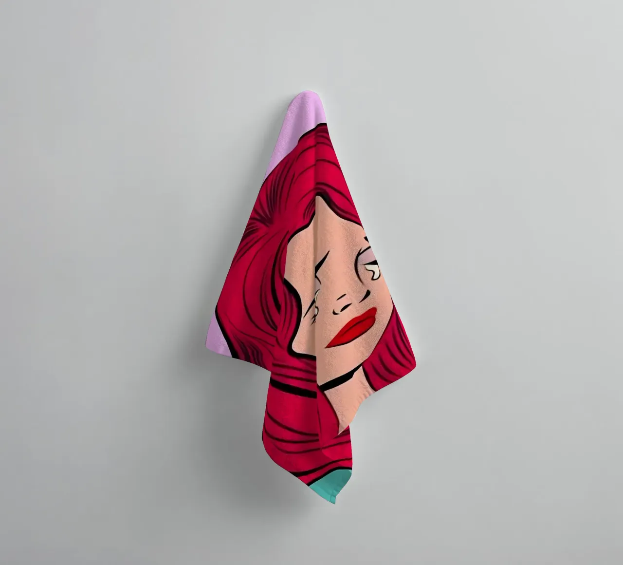 Emotionele pop-art: Roodharige huilt, Vintage Print in stripstijl badhanddoek van NorwesClub