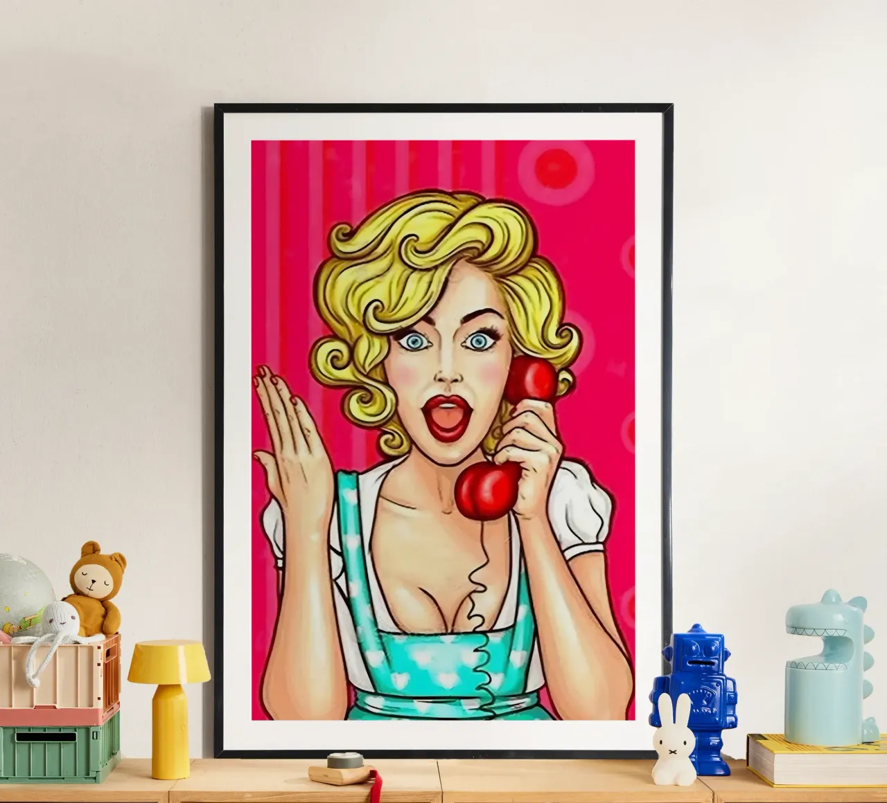 Chiamata retrò: Pop Art Pin-Up, stampa drammatica del fumetto poster con telaio in plastica da NorwesClub