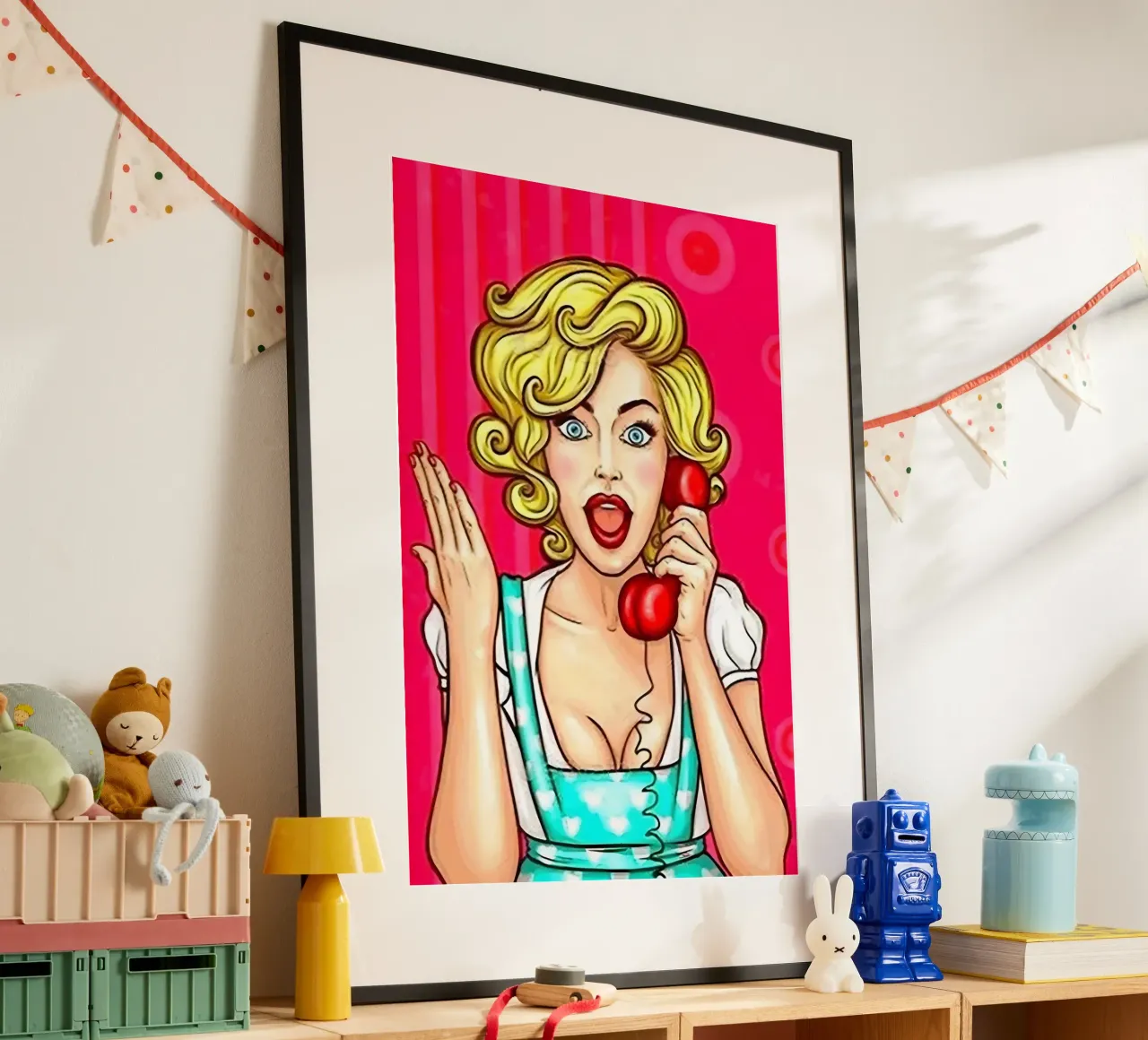 Chiamata retrò: Pop Art Pin-Up, stampa drammatica del fumetto poster con telaio in plastica da NorwesClub