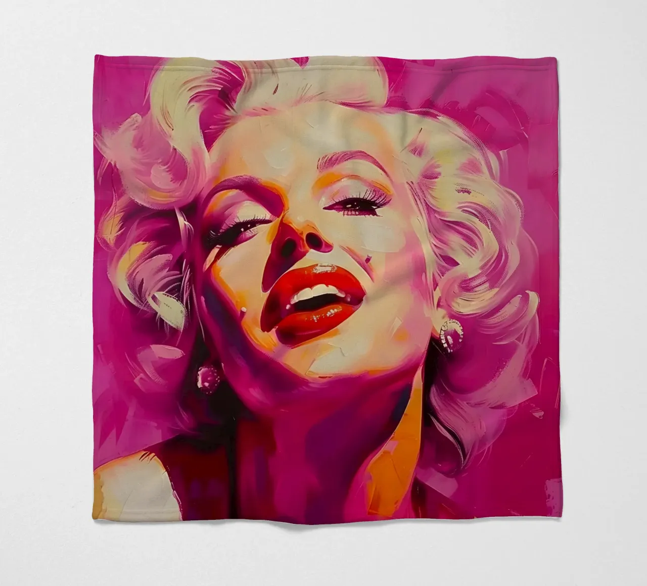 Marilyn Glow: Pop Art espressiva, ritratto iconico e tinta rosa coperta in pile da NorwesClub