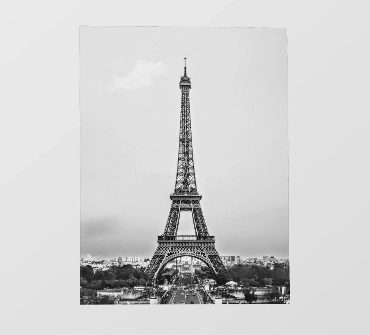 The Eiffel Tower: Still Standing, Still Stunning pellicola backlit da zenitt