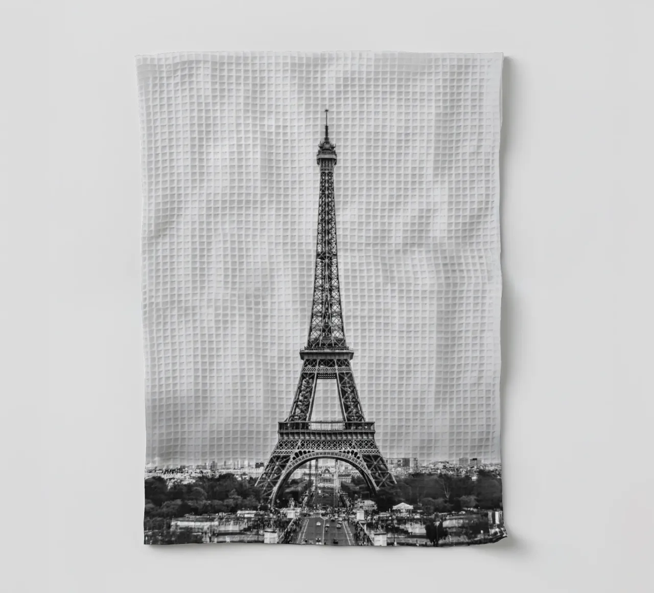 The Eiffel Tower: Still Standing, Still Stunning canovaccio da cucina da zenitt