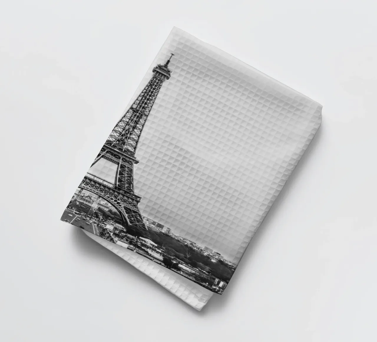 The Eiffel Tower: Still Standing, Still Stunning torchon de zenitt