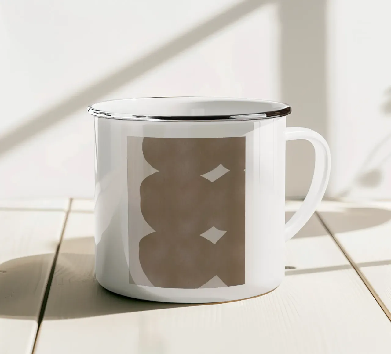 Marrone tenue minimalista tazza in smalto da Little Dean