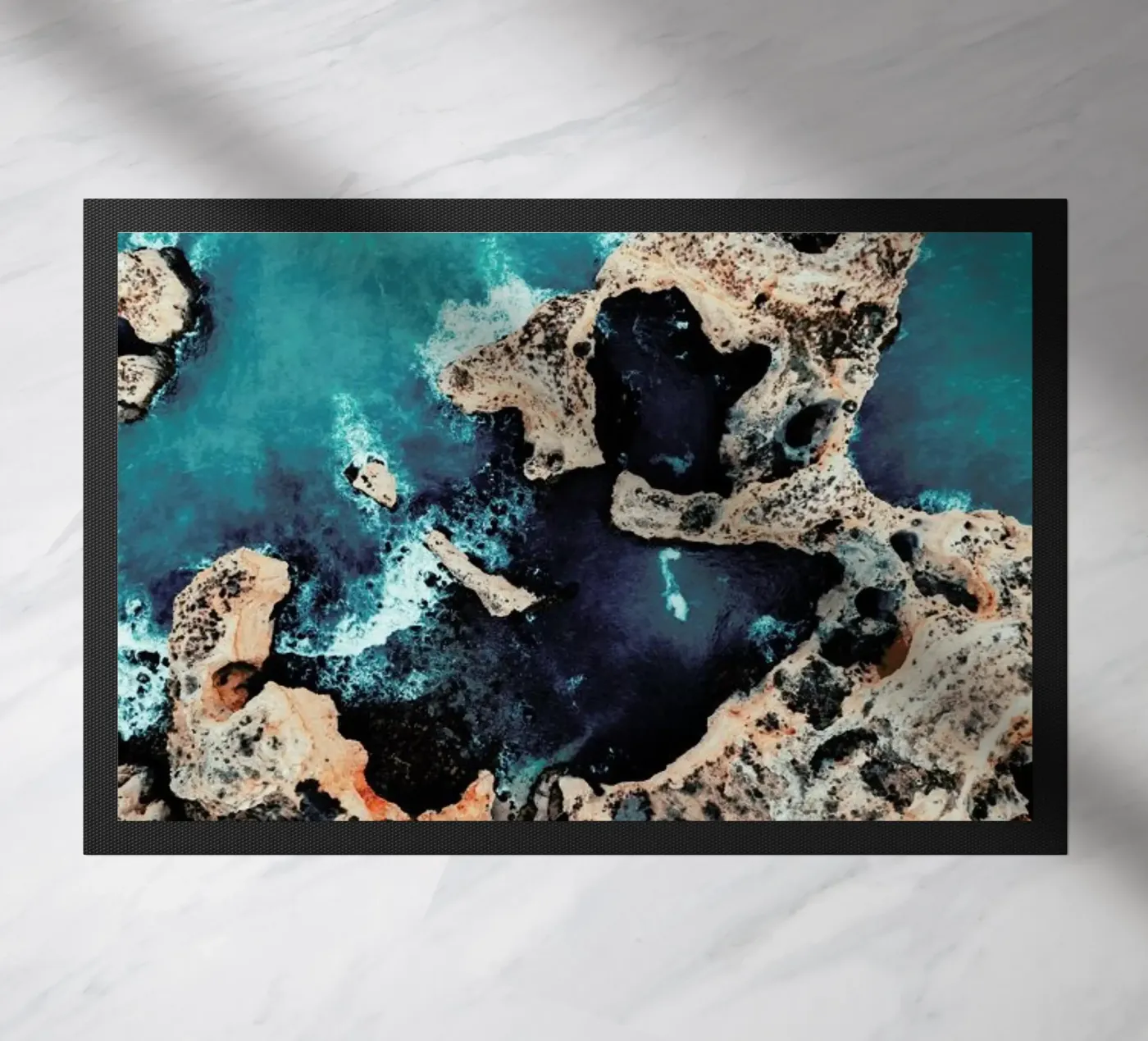 Wild Waves Fußmatte von Sebastian Hilgetag