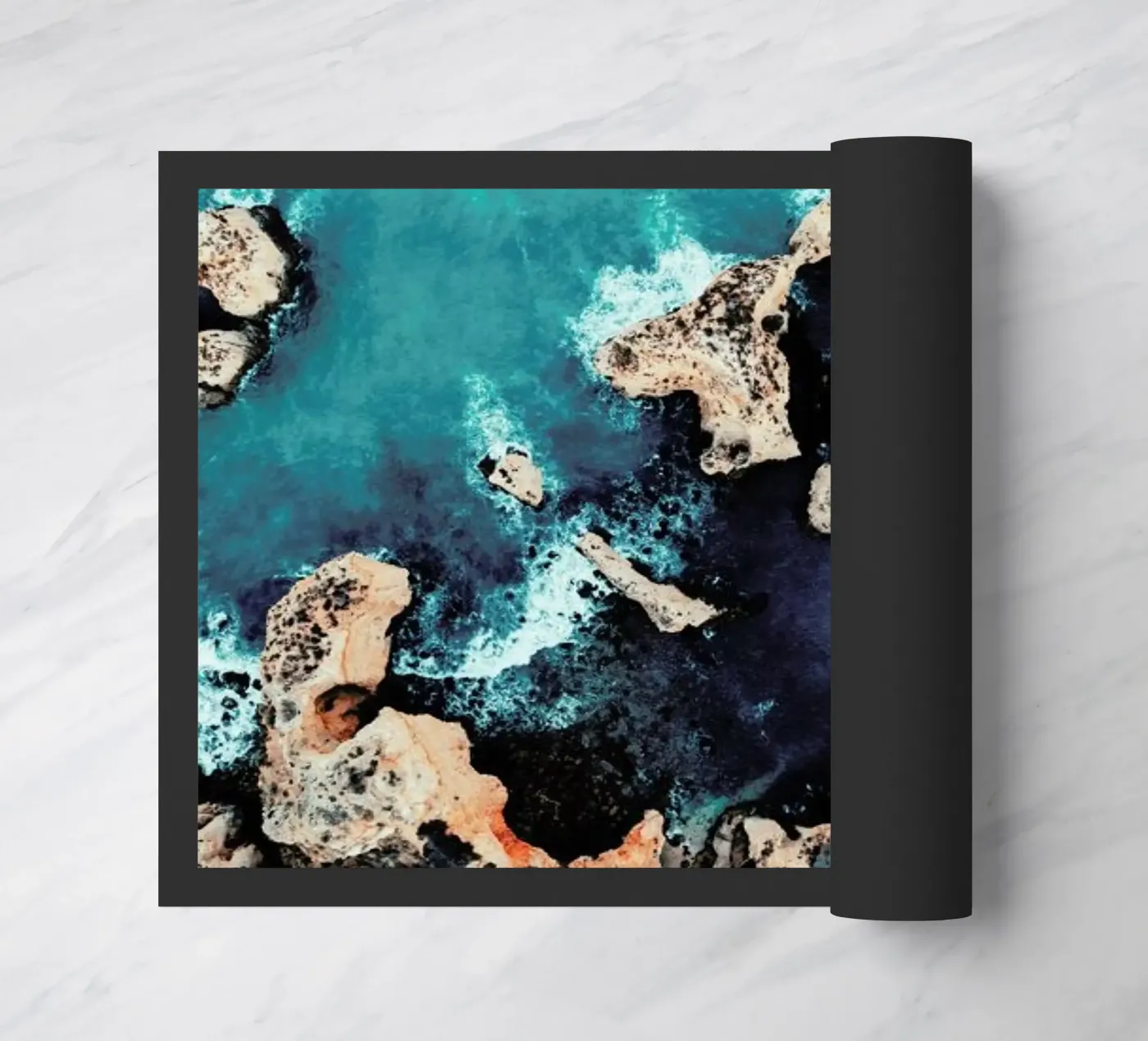 Wild Waves Fußmatte von Sebastian Hilgetag