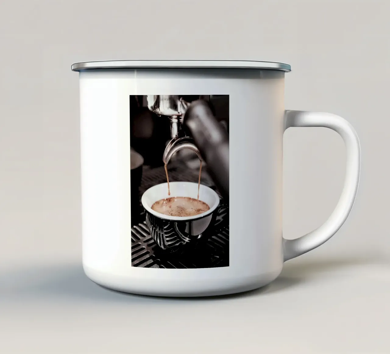 espresso coffee tazza in smalto da Luke Yaeger