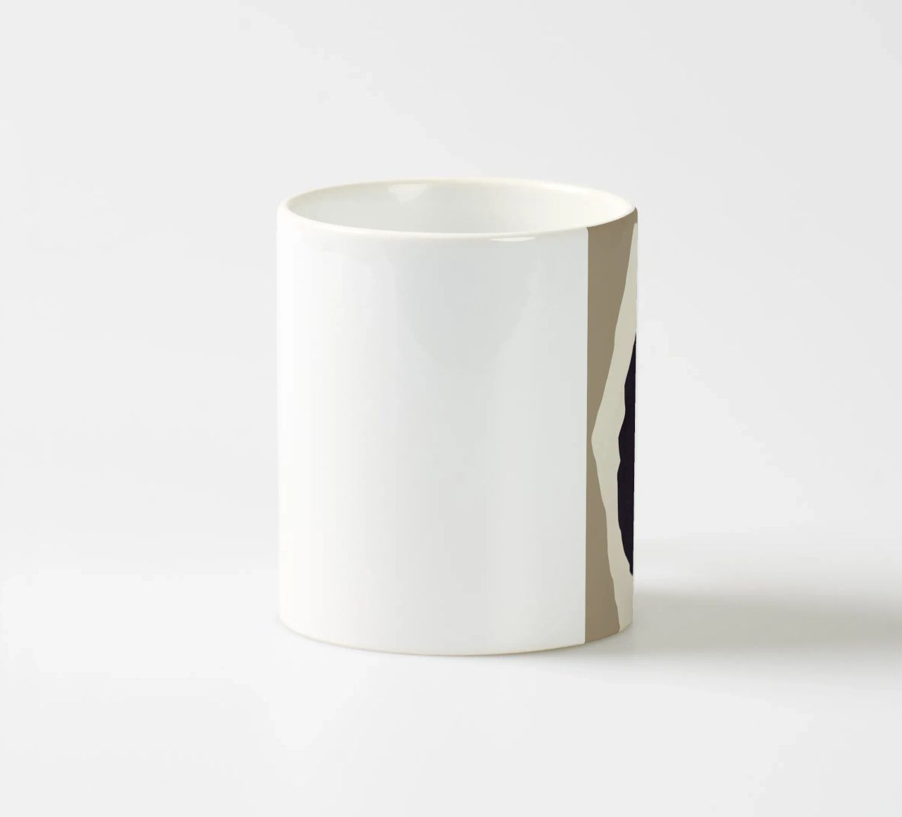 Semplicità nera tazza in ceramica da Little Dean