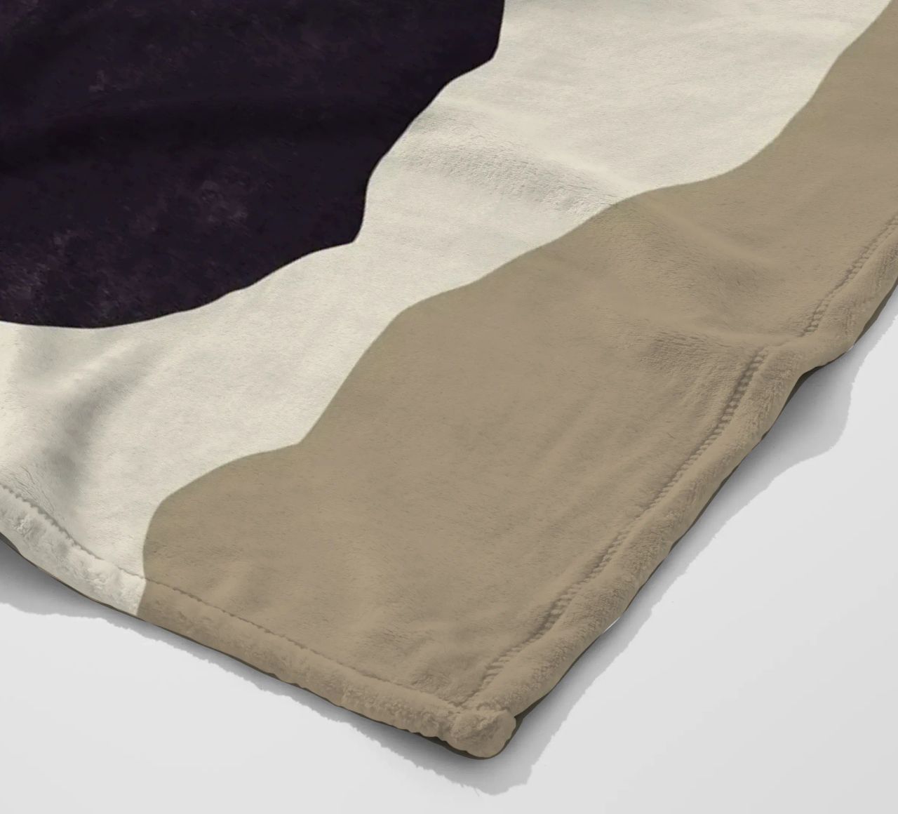 Semplicità nera coperta in pile da Little Dean