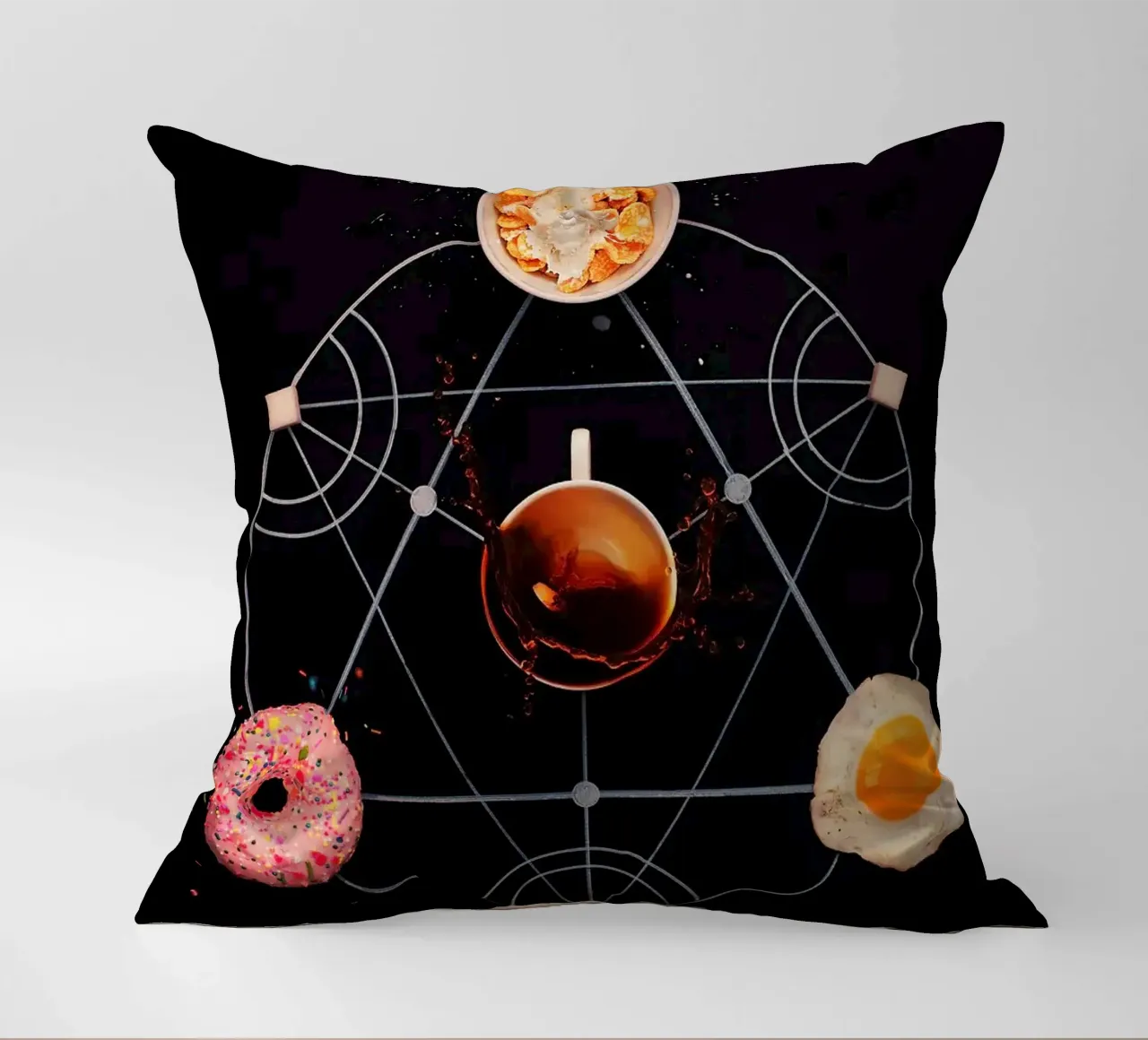 ciambella cuscino da Luke Yaeger