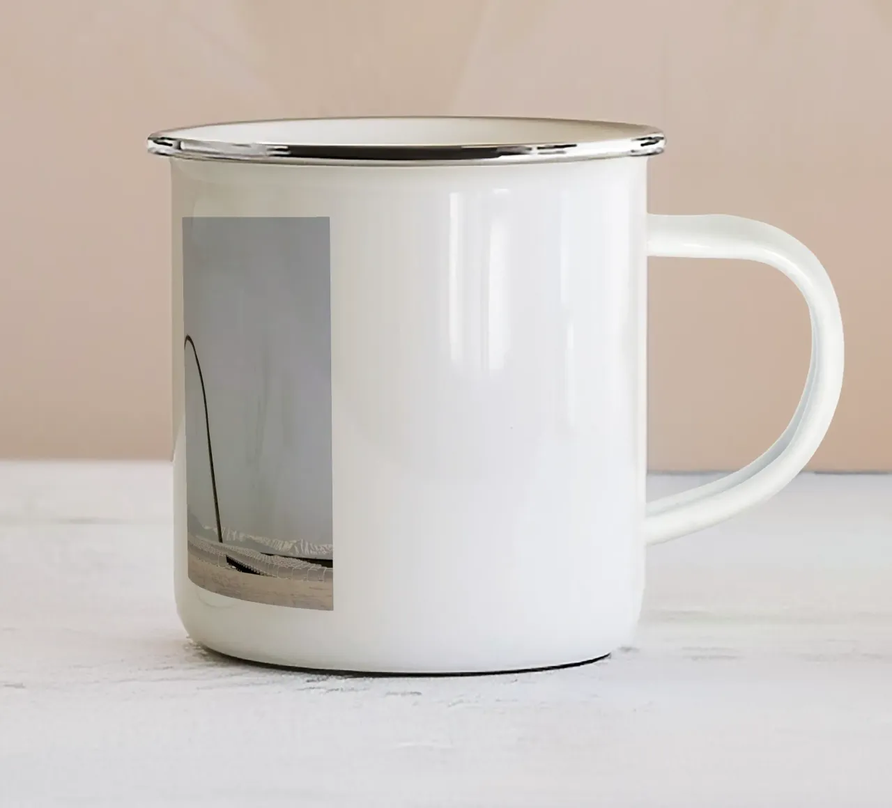 Niemeyer 3 tazza in smalto da Marc Schulthess