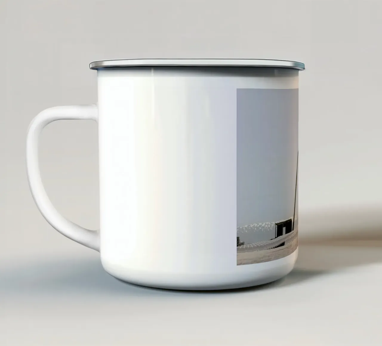 Niemeyer 3 tazza in smalto da Marc Schulthess