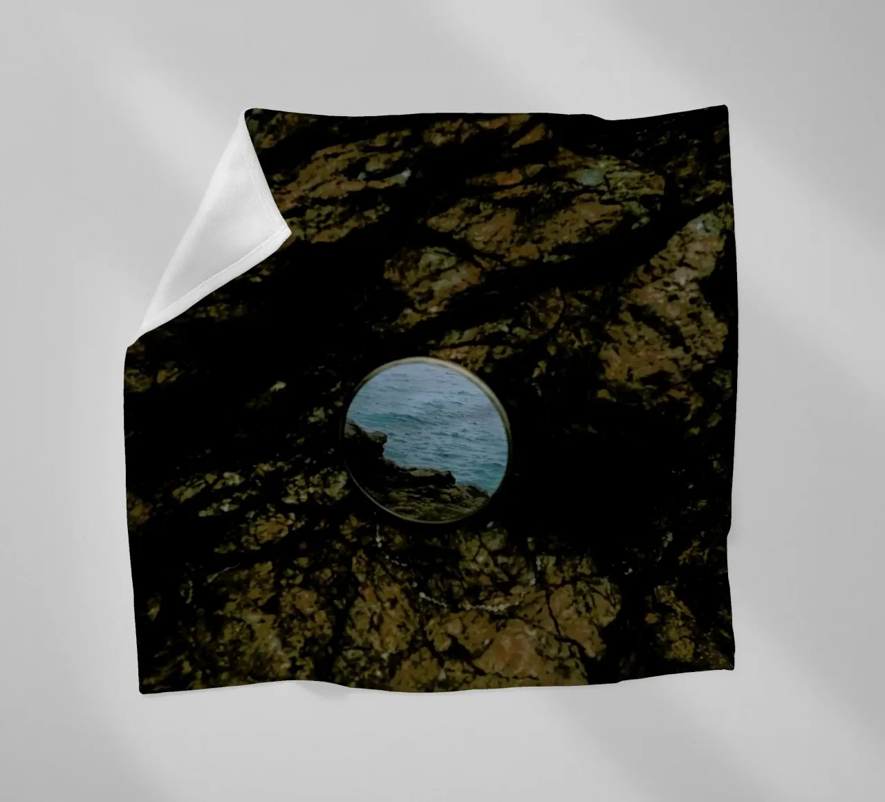 Mirage 3 coperta in pile da Ana Topoleanu