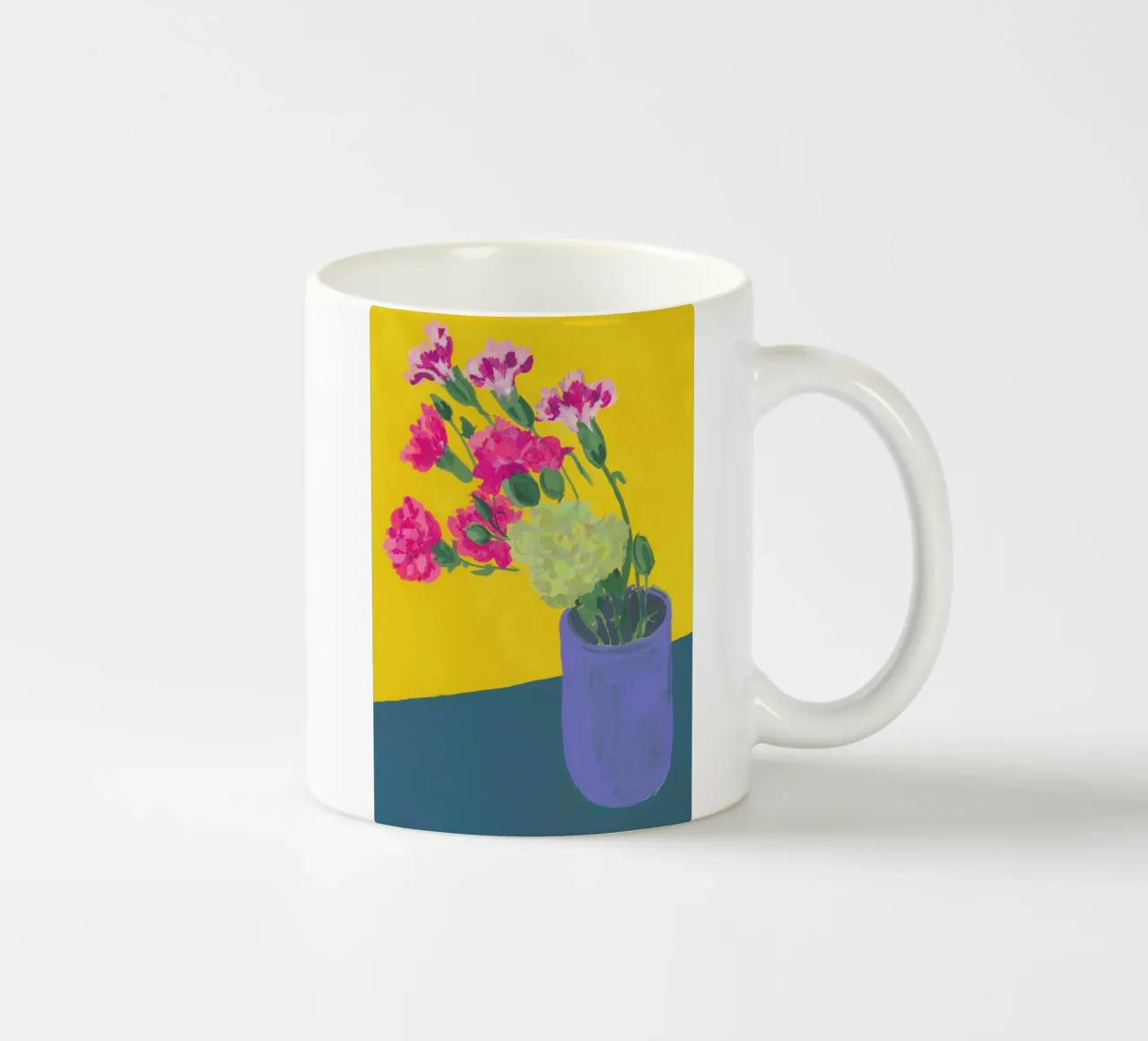 Carnations In A Vase tazza in ceramica da Sonia Brittain