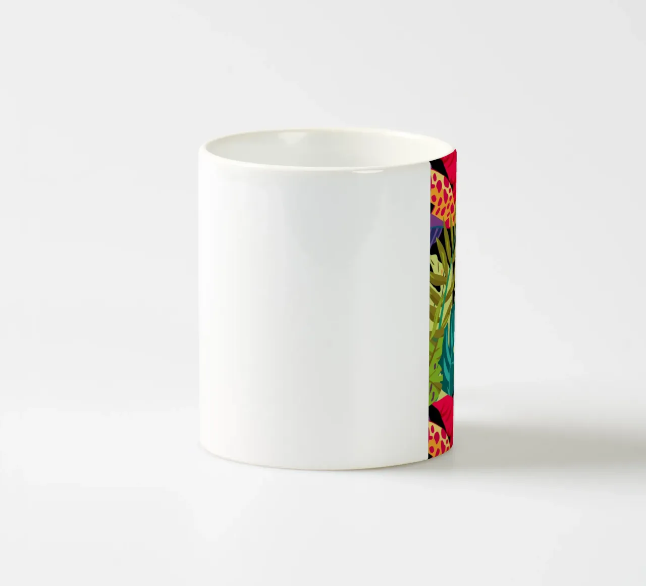 Jungle Whisper Motion ceramic mug by Zep Layers