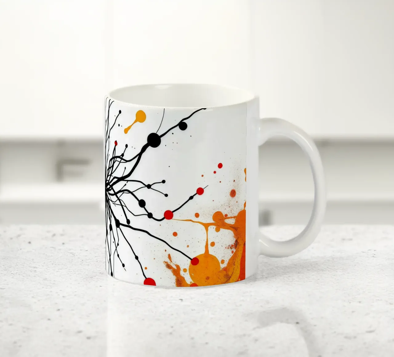 Arte astratta con linee nere e spruzzi colorati tazza in ceramica da DesignDoodle