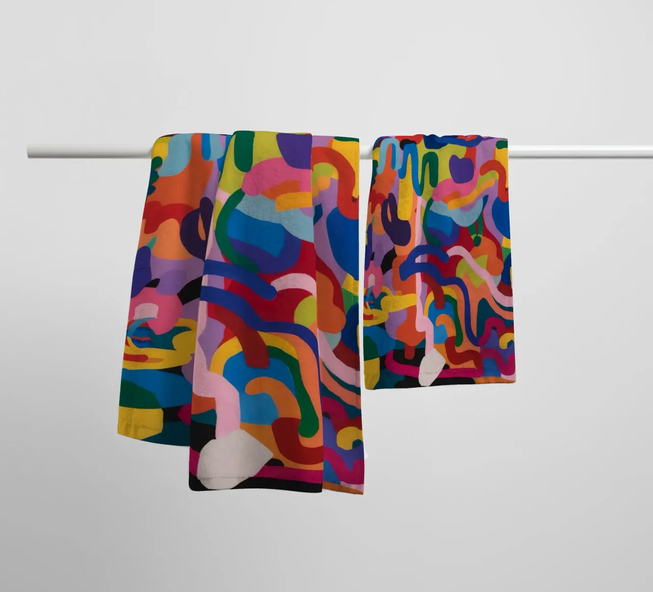 Chromatic Chaos Flow towel by Zep Layers