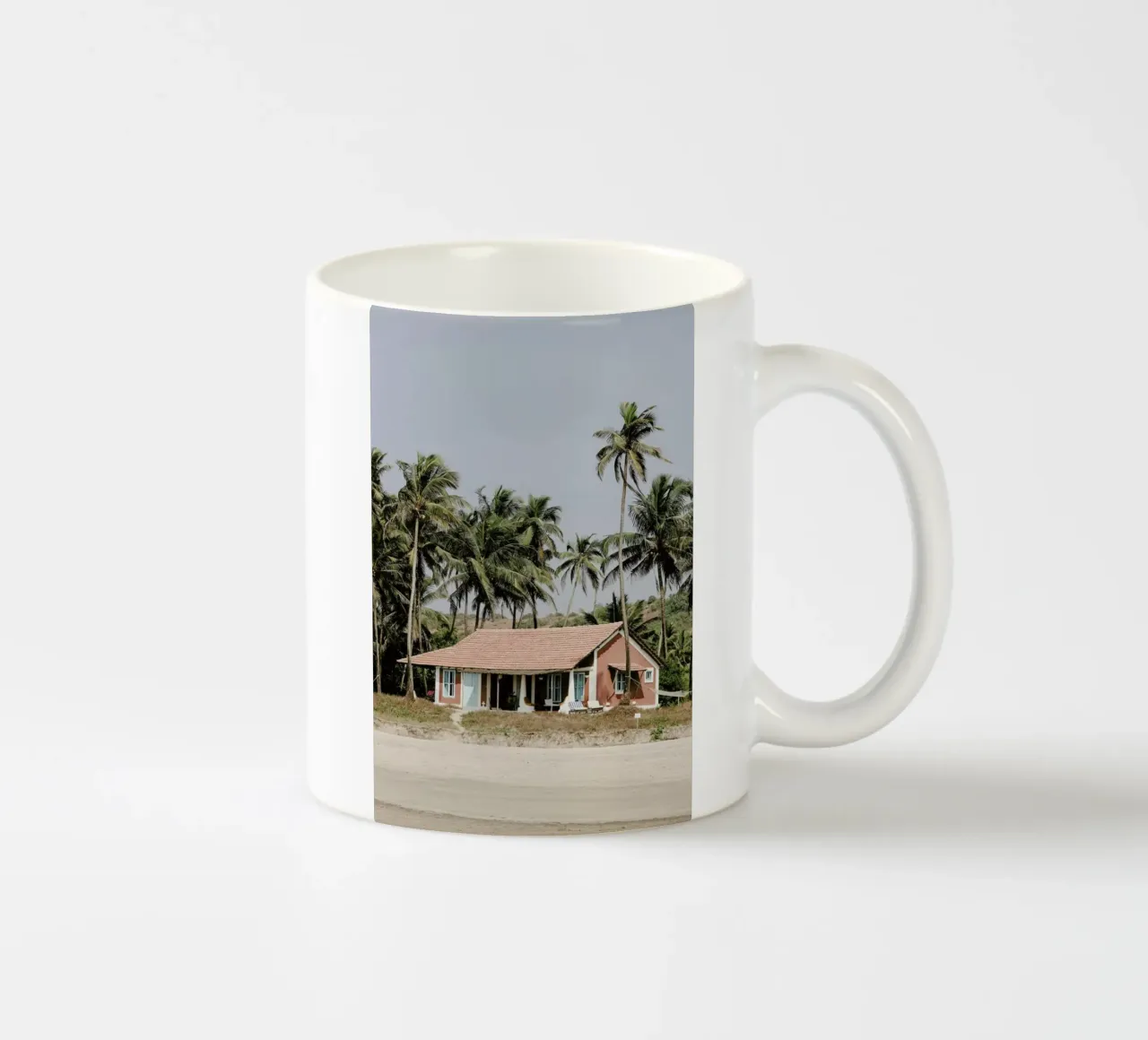 Beach House tazza in ceramica da Victoria Frost