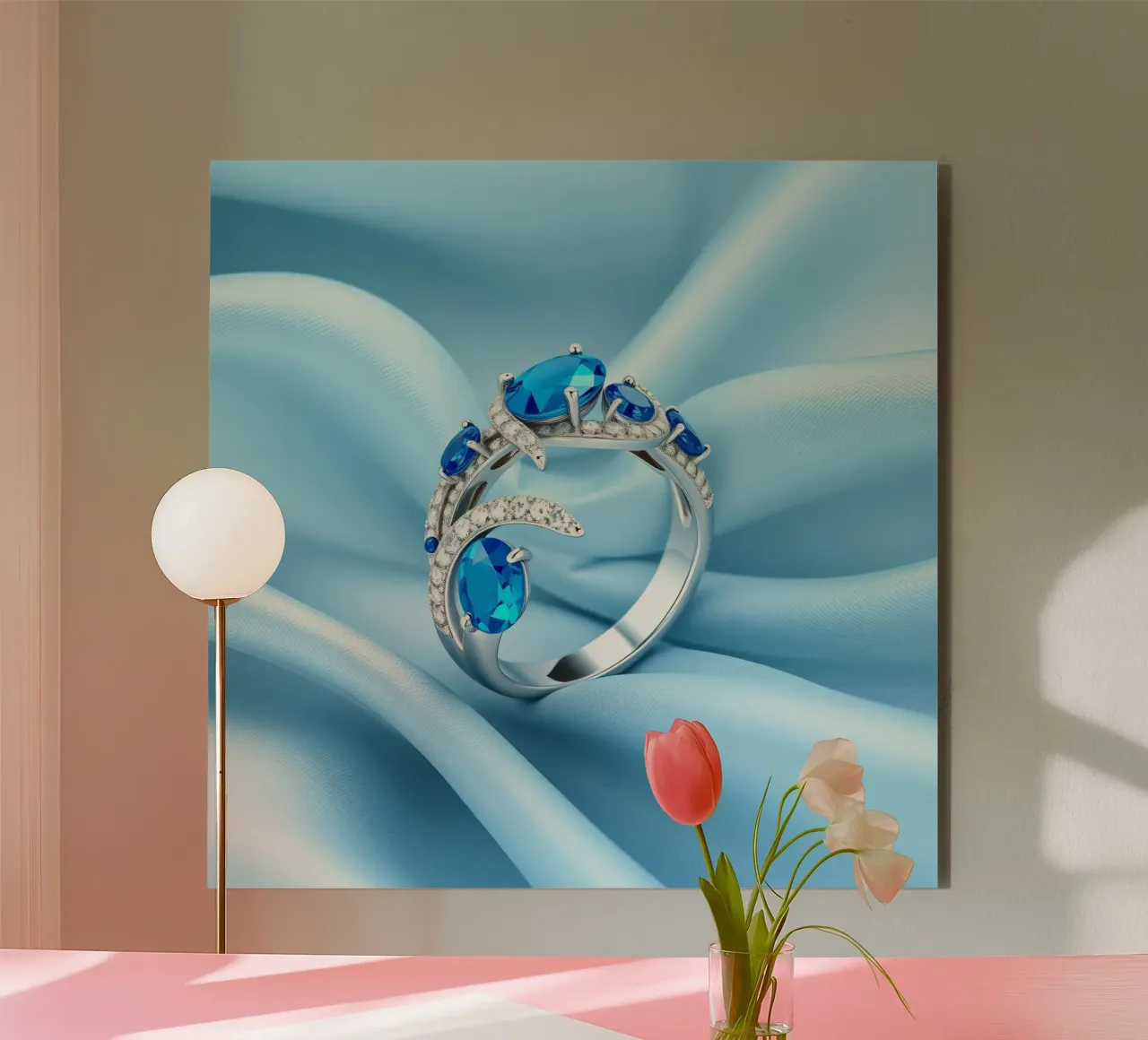Elegante anello con gemma blu esposto in morbido tessuto di seta blu alluminio dibond da DesignDoodle
