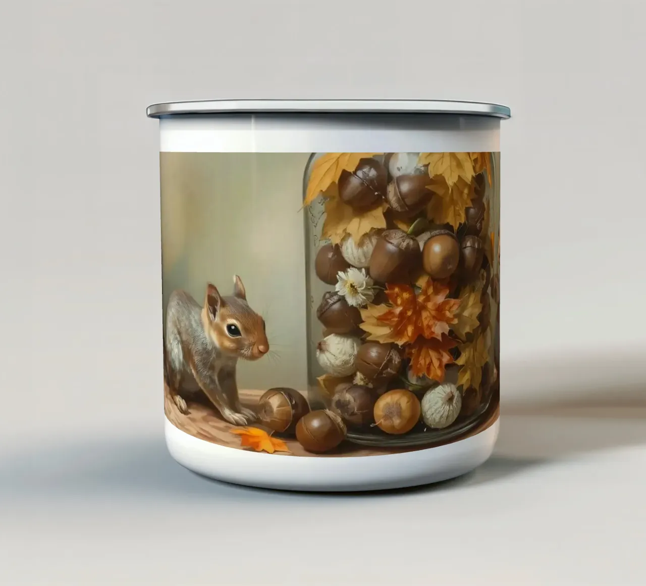 Scoiattoli che raccolgono ghiande e foglie colorate in un barattolo tazza in smalto da DesignDoodle