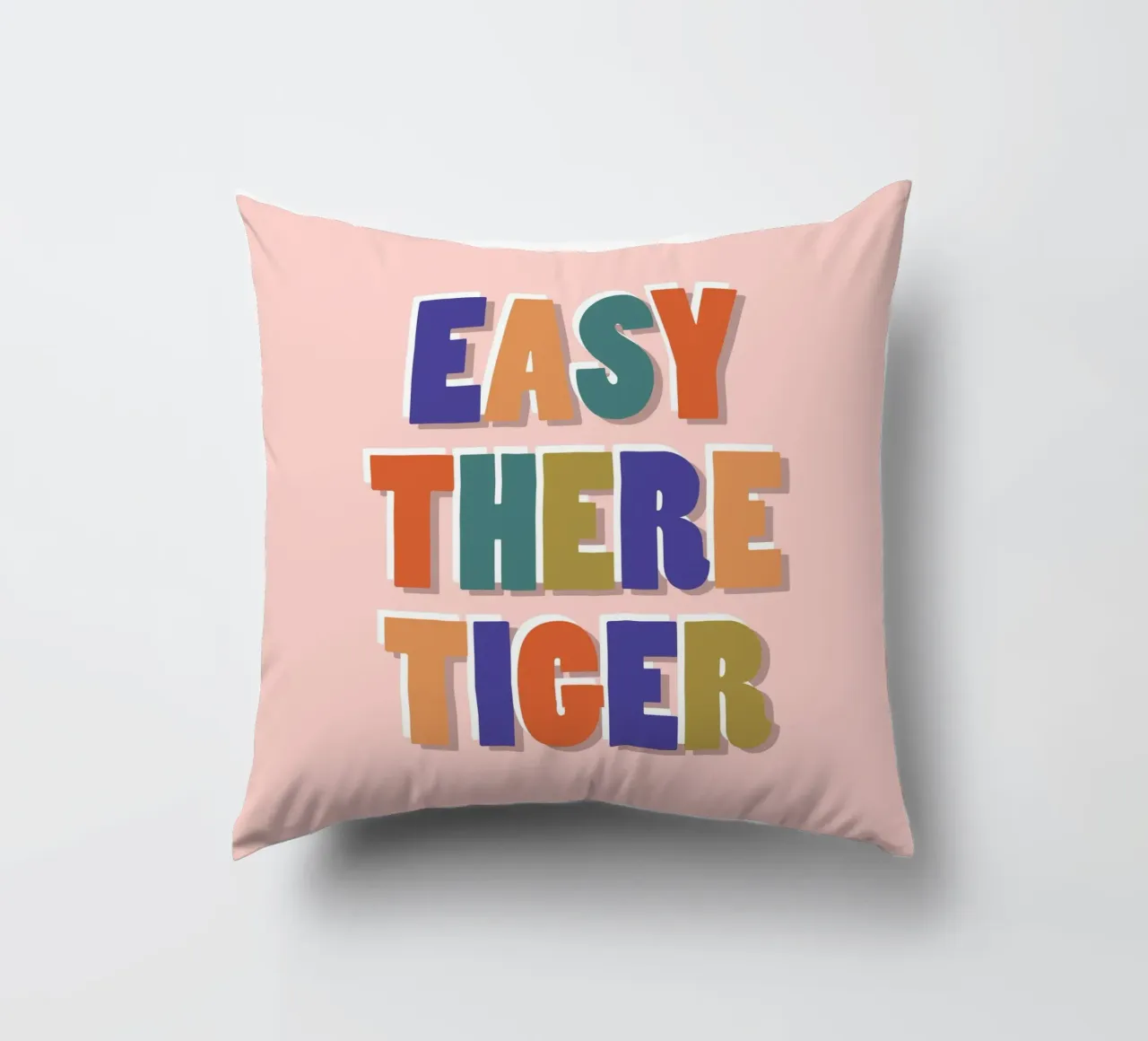Easy There Tiger - Stampa lettering retrò e divertente cuscino da showmemars