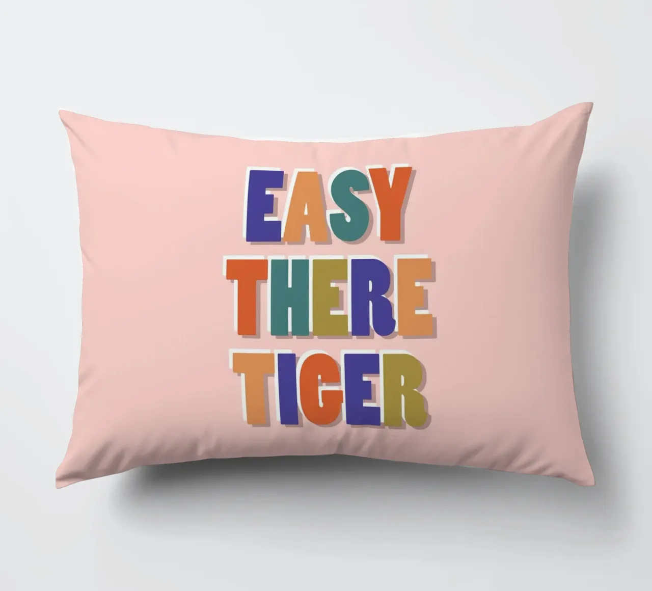 Easy There Tiger - Stampa lettering retrò e divertente cuscino da showmemars