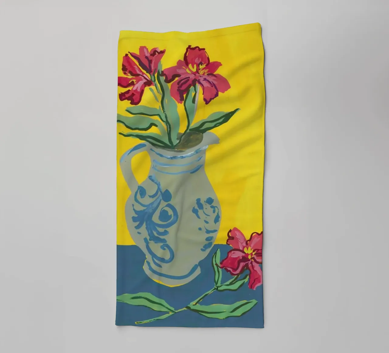 Flowers In A Jug asciugamano da bagno da Sonia Brittain