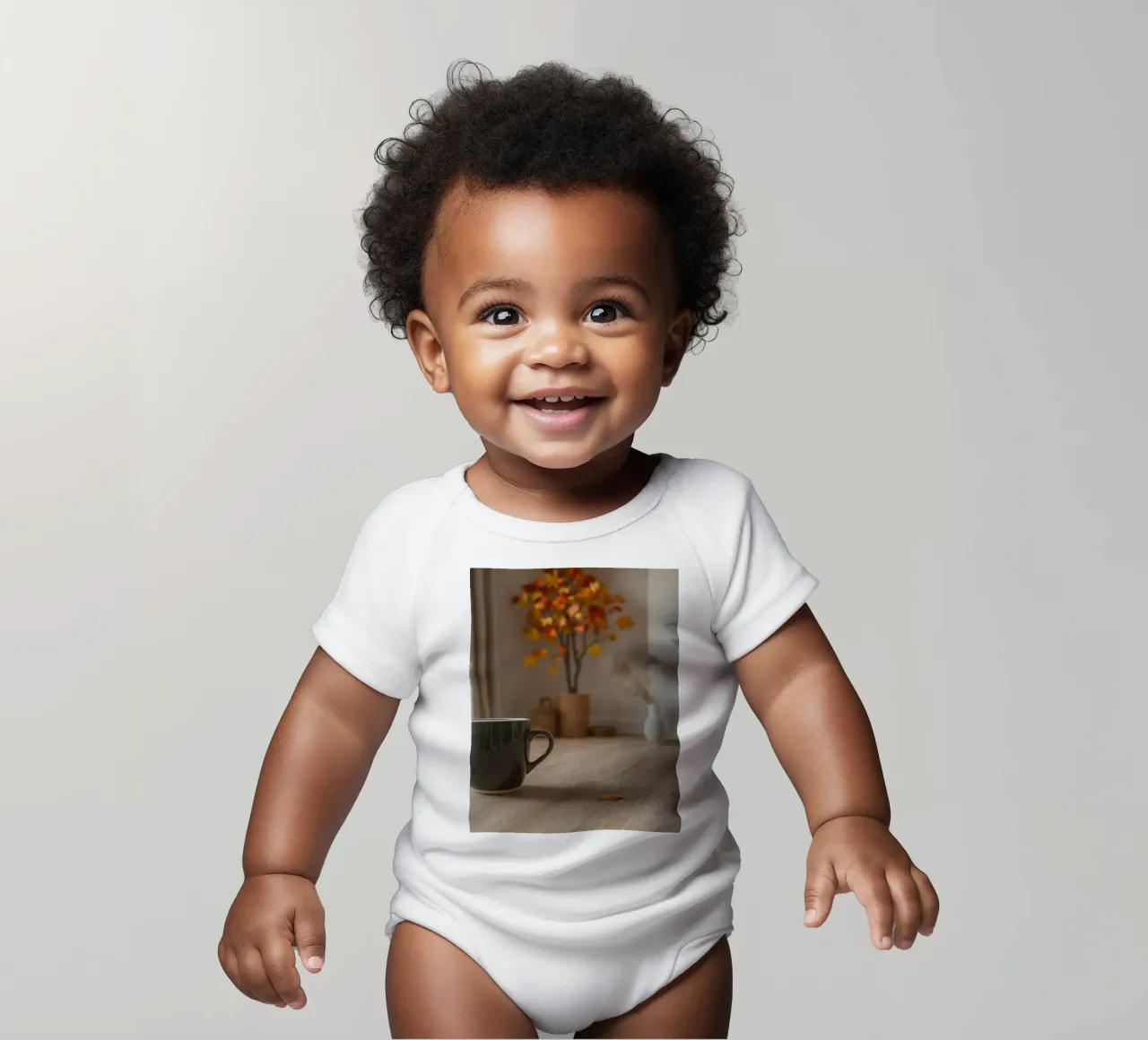 Un salon d'automne douillet avec une cheminée chaleureuse et du confort body bébé de DesignDoodle