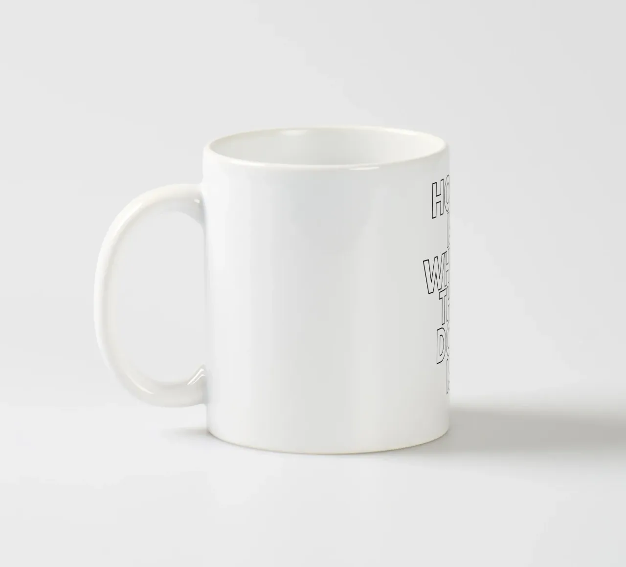 Home is where the Dom ist tazza in ceramica da typostudio