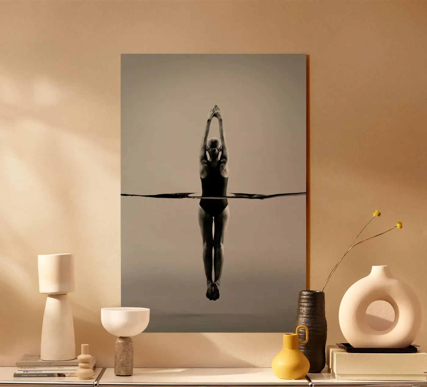Water Ballerina plexiglass da Runway Collective
